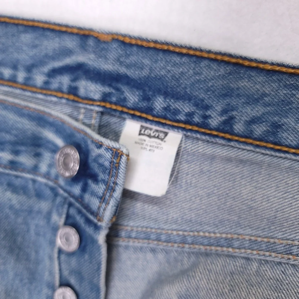 Vintage Levis 501 Mens Light Wash Distressed Straight Leg Button Fly Jeans 36x33